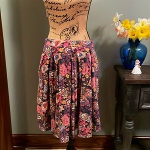 LulaRoe paisley skirt size XL.